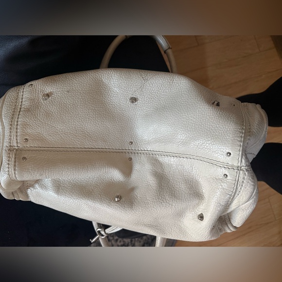 Chloe Cream Leather Paddington Handbag - Picture 6 of 11